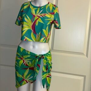 Old Navy 3-piece Swimsuit Rashguard Bikini sarong wrap floral print M NWT